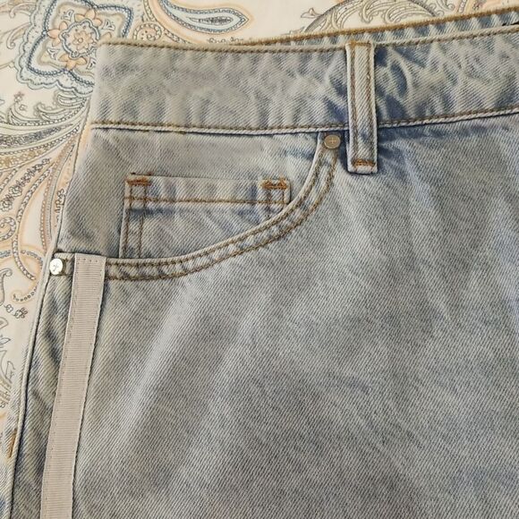 New Kendall and Kylie Denim Striped Midi Skirt Size 30 - Picture 3 of 9